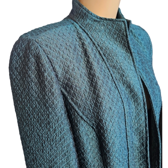 Women's Metallic Turquoise Quilted Textured Coat Jacket. Small - Picture 3 of 6